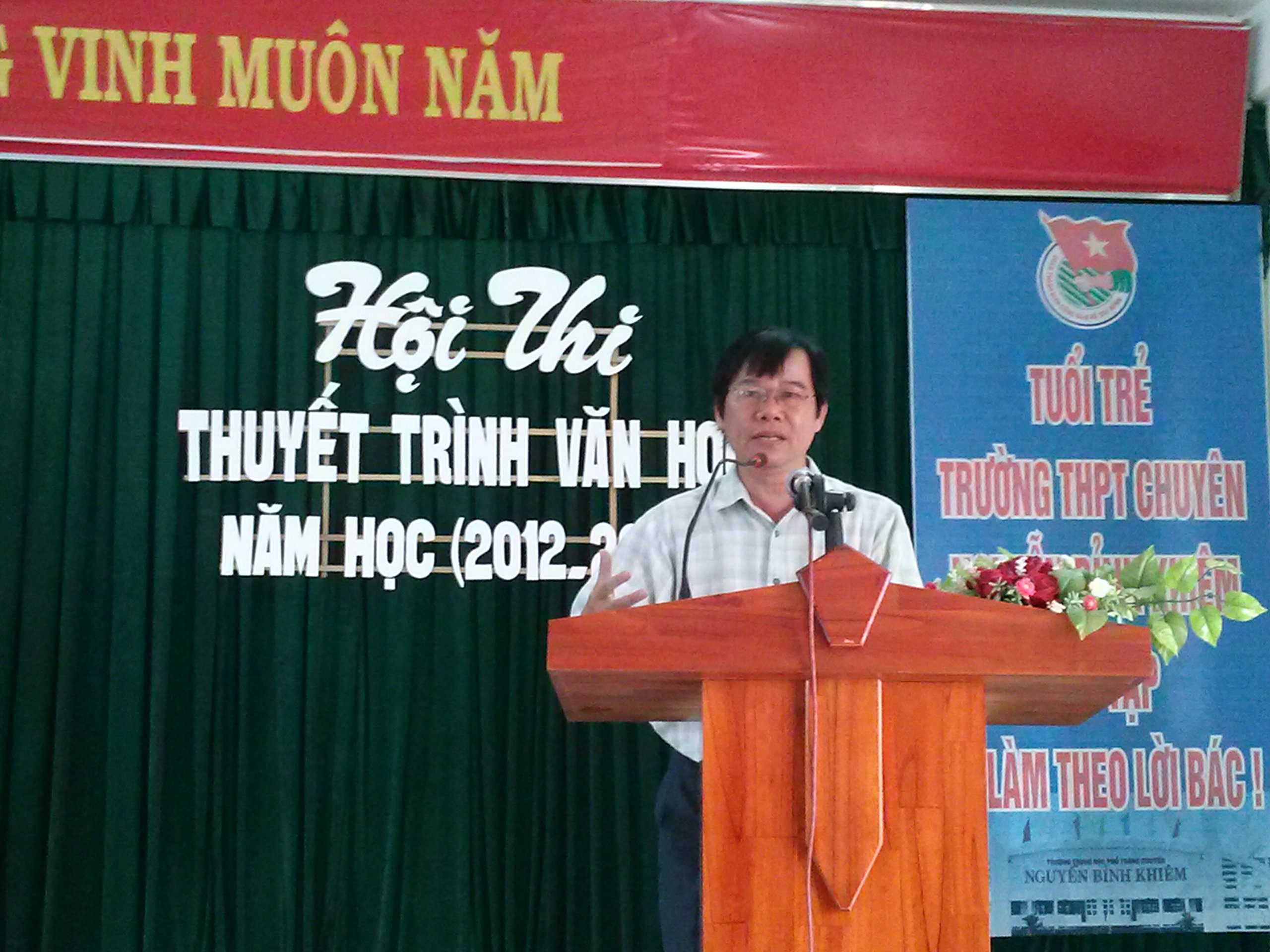 1Thy_Trng_vn_Quang_khai_mc_hi_thi